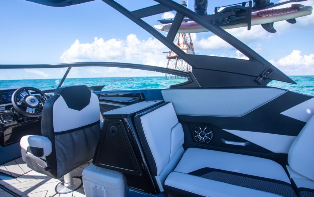 Boat Seats Easily for Maximum Comfort and Long Lasting Style